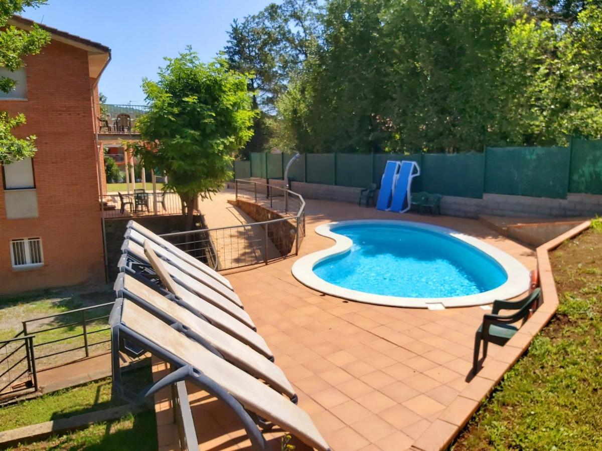 Apartamentos La Francesa Santa Pau Exteriör bild