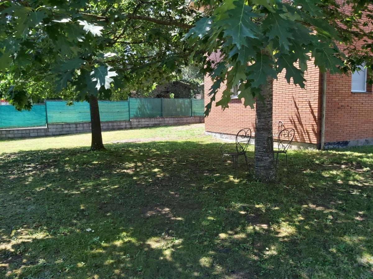 Apartamentos La Francesa Santa Pau Exteriör bild