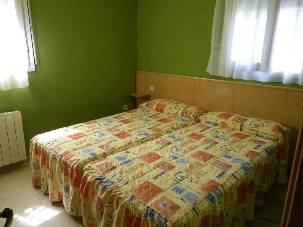 Apartamentos La Francesa Santa Pau Exteriör bild