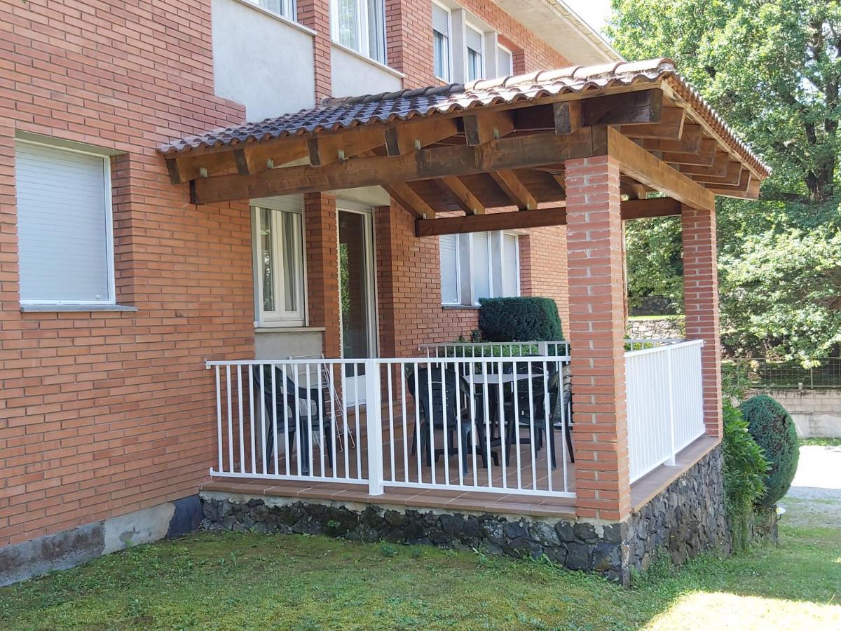 Apartamentos La Francesa Santa Pau Exteriör bild